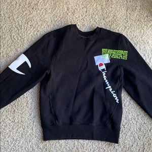 Champion Mens size small sweater